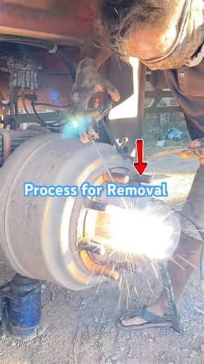 Learn the correct basic welding techniques for beginners welders. #tips #tools #video #shorts