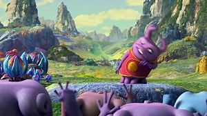 Home : Almost Home Featurette