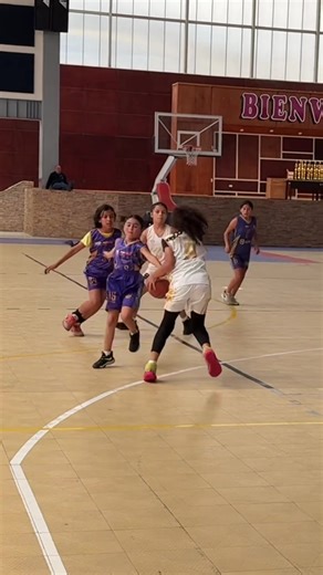 2026 empezar siendo campeonas con un equipo fuera de mi ciudad 🏆✨🏆 agradecida con el equipo #yanoxball por confiar en mí para este torneo.. nos vemos pronto en cancha 🏀🏀 #valentinaHbasquet #viraltiktok #ecuador🇪🇨 #basketballfemenino🏀