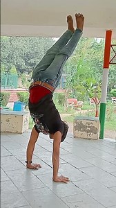 hanndstand runing 💥 prectice 😧😧😩 #shortsyoutubevideo #chanchal #shortvideo