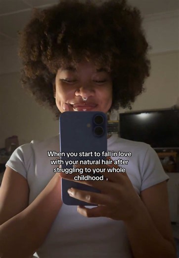 Embrace Your Natural Curly Hairstyles with Wabi-Sabi