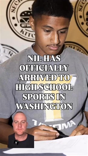 It was only a matter of time. The NIL (Name, Image, Likeness) scene has reached the high school level in Washington. Two high school football players in Tacoma — Lincoln junior quarterback and four-star recruit Sione Kaho and Mount Tahoma corner and UW commit Elijah Durr — inked NIL deals on Wednesday with local burger joint Secret Burger Kitchen, a smash burger restaurant housed inside the Holiday Inn on South Hosmer Street (there’s also a location in Seattle). Kaho and Durr will also be requir