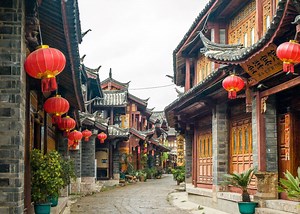 Walking Tour: Old Town Of Lijiang In South China