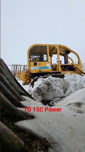 International TD 15C pushing snow drifts
