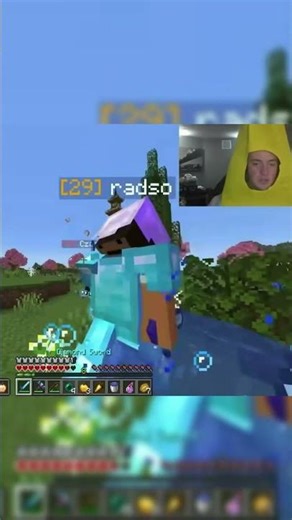 Banana sword 4000 goes crazy with the explosive bow