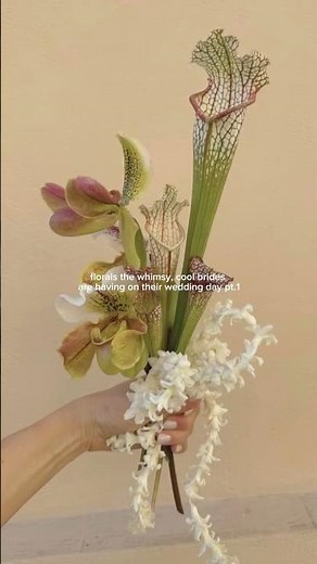 Wedding flower inspo for the whimsy, cool bride 🤍