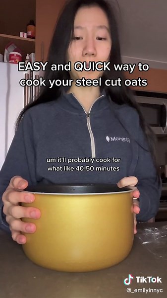 Literally such a time saver such a fan #breakfasthack #steelcutoats #oatmealhack #minivlog #cookwithme