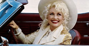 This Is Why Dolly Parton Stopped Wearing Bathing Suits In The ‘70s