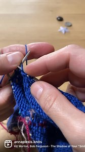 Shadow wrap and turn short rows - part 2 A very neat and easy way to work short rows. This is how to work the purl side. #knitting | Annaplexis | Facebook