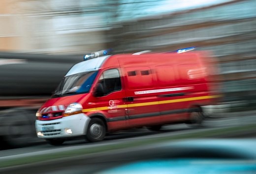 Accident d'un car de collégiens en Mayenne : 28 blessés, dont deux graves