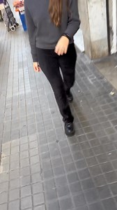 12 reactions | ¡Matrículate 12 meses y llévate 2 GRATIS durante los Black English Days! | What's Up Living English | Facebook