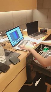 【张艺兴】181127凌晨四点的东京 张制作人制作即刻电音的轨道 凌晨直播完整版