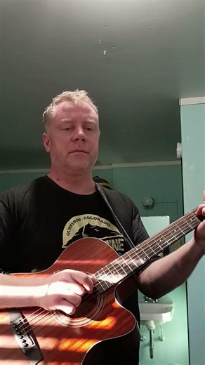 cover clip of "Falling Slowly" by Glen Hansard and Marketa Irglova
