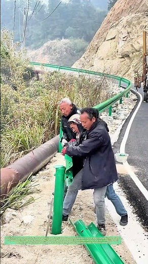 Sécurité en mouvement : Comment les barrières routières protègent et servent