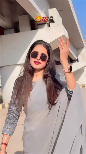 new gujarati status ll new rakesh barot song ll #funny #trending #gujarati #shorts #love #song #fun