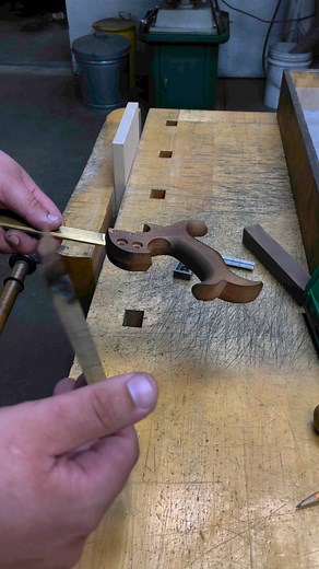 675K views · 10K reactions | Making of a Lie-Nielsen Saw: Part 4 - Assembly & Test Cuts Before assembly, we test cut each saw blade using a temporary frame. We then install the blade into the brass back and attach the handle. The finished saw is then test cut once more by a different person to ensure straight and precise cuts. | Lie-Nielsen Toolworks | Facebook