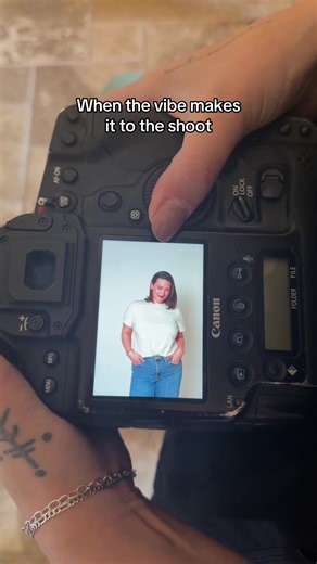 Feeling grateful and energized to make (sort of) moves😉 #momcreator #brandingphotoshoot #katielevinephoto @showupauthentic