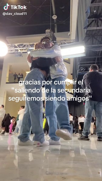 Amistades que perduran después de la secundaria