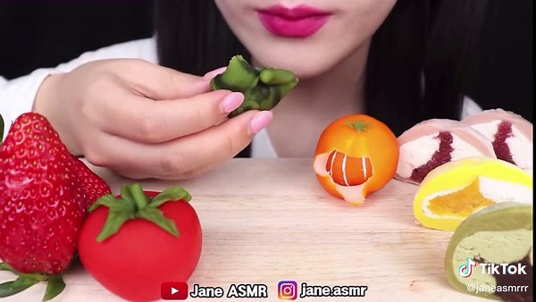 ASMR SWEET BEAN CAKE🍑🍒🍏🍉🍅🍊🍓🍡. Full video on YouTube #youtube #mukbang #asmr #sweet #beancake #eatingshow #eatingsounds