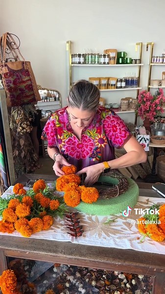 DIY Cempasúchil Wreath for Día de Muertos Decor