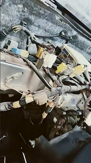 Toyota Yaris 2015 body control module and fuse box location 👍🏻 ￼