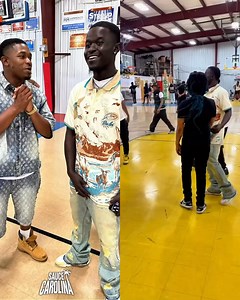In a powerful display of creative unity, Lake City, South Carolina artist Quis Esko was spotted playing basketball with IMIX NATION, BANKROLL JU and several other prominent artists from the Carolinas at Trap Dickey's highly anticipated music video shoot, showcasing the region's thriving spirit of collaboration 💪 | Sauce Carolina