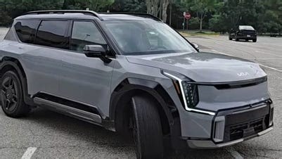 Here's our honest review of the 2026 Kia EV9