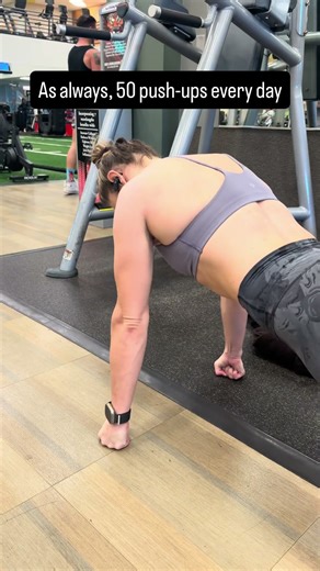 #mma #abs #fitness #boxing #strongabs #muaythai #kickboxing #workout