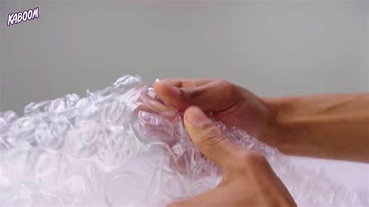 Watch Kaboom Foam-Tastic OxiClean Bathroom Cleaner on Amazon Live