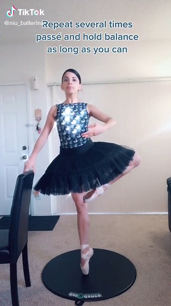 Mastering Pirouettes on Pointe Shoes: Tips for Ballet Dancers