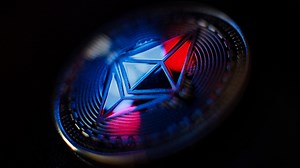 NFT・二｜虛擬世界「市集」：從遊戲裝備到天價藝術品