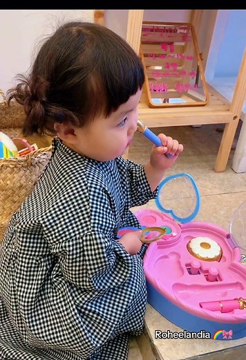 Tutorial de maquiagem coreana para crianças - Jinmiran, Rohee, Romi