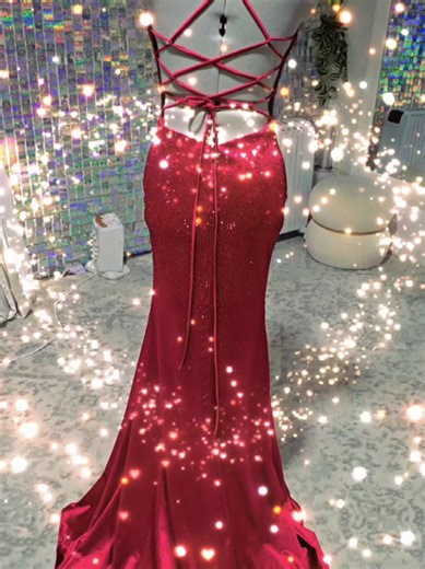 Up close ✨ New prom dresses just arrived. Be the first to try it on 🤍 #promdress #prom2026 #promstyle #justarrived #promtok