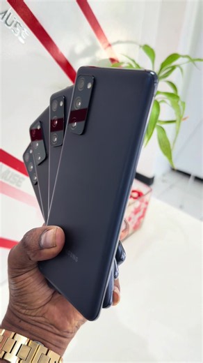 Samsung Galaxy S20 FE Father's Day Deal $19500