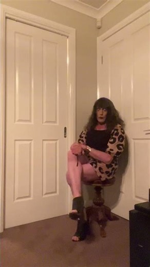 Love the open toe heels. IMG 6369