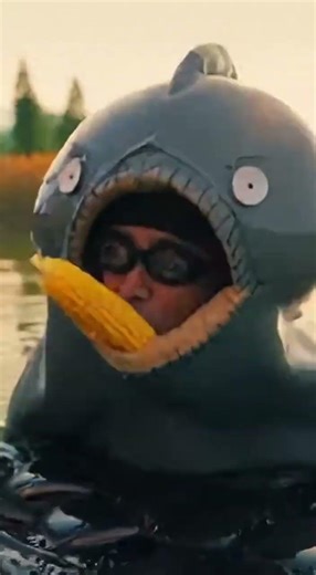 🐱🐟🤣🤣 #tommychuckles #cat #funnyclips