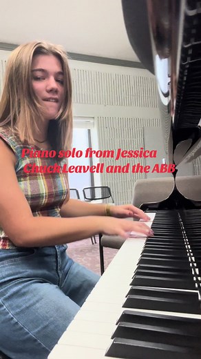 Piano Solo Performance of 'Jessica' by Chuck Leavell