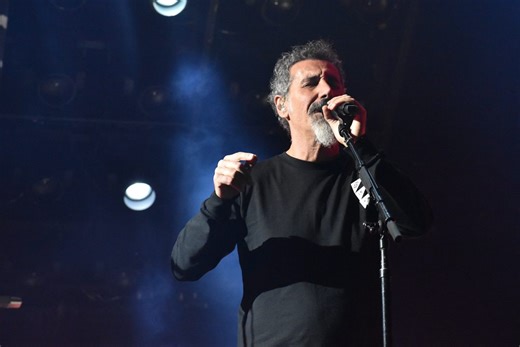 Serj Tankian Joins Forces With D.S. Bradford For New Track “Kneeling Away From The Sun” -