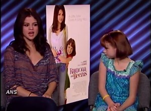 SELENA GOMEZ & JOEY KING ANS INTERVIEW RAMONA & BEEZUS