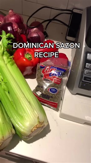 Receta de Sazón Dominicana: El Santo Grial de la Cocina