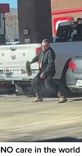 When you put them new boots on! #newbootgoofin #fy