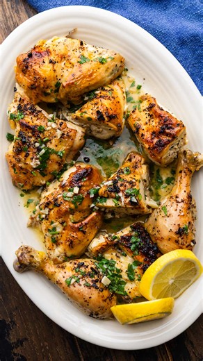 Broiled Lemon Chicken (Rao's Famous Chicken)😍RECIPE: https://www.sipandfeast.com/broiled-lemon-chicken/ | Sip and Feast