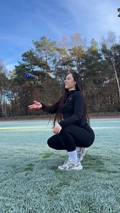 Spending this cold November day moving, breathing, and feeling alive. Winter light, quiet streets, warm lungs and tired muscles — come share this November with me. ❄️💪 #november #winterday #wintervibes #coldseason #sport #fitness #workout #training #calisthenics #bodyweightworkout #streetworkout #stretching #flexibility #mobility #warmup #strength #endurance #balance #coreworkout #fullbodyworkout #fitlife #fitnessjourney #healthylifestyle #outdoorworkout #morningworkout #motivation #discipline 