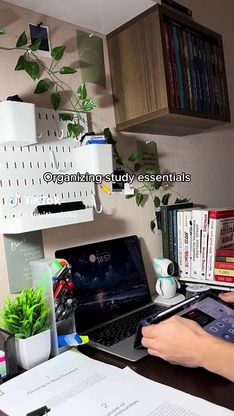 Making sure write down your to-do list before delving into the study process as well💫✏️ #studytok #studywithme #studymotivation #studyvlog #studentlife #exams