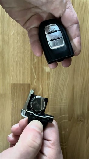 Audi Key Fob Battery Replacement EASY DIY - Work with All Audi A4, A5, Q5, A6, A7, A8
