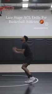 After late stage drills for your basketball ACL ahletes? Here's a couple to weave into your programming 🏀 Reactive changes of direction 🏀 Repeated vertical jumping Are you confident in rehabbing your ACLR athletes through the backend of their rehab? If not, the 3 part late stage ACLR bundle from Learn.Physio will teach you everything you need to know to unlock your physio potential Available only at 🟢 www.learn.physio 🟢 | Mick Hughes: Sports & Exercise Physiotherapist