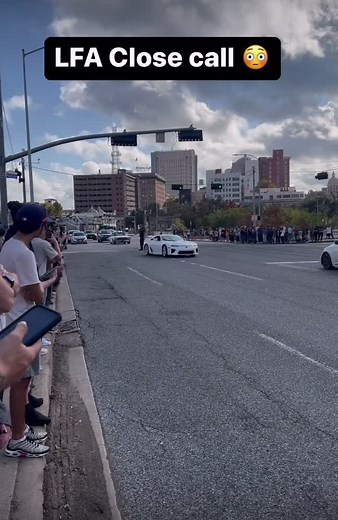 Lexus LFA Almost crashes #lexus #supercar #v10 #lfa #lexuslfa #lexususa #tiktoker #carcommunity #carcrash #fyp