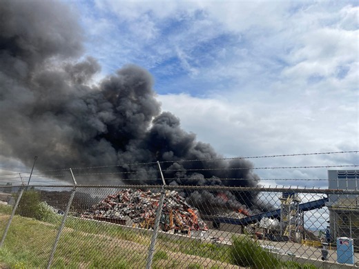 Smoke from fire at Longview scrap yard triggers shelter-in-place orders for community