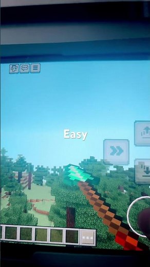 How to throw a spear in Minecraft
