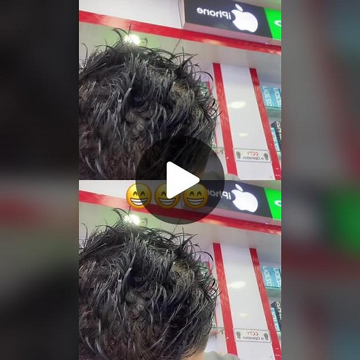 Exploring Retail Displays of Electronic Products